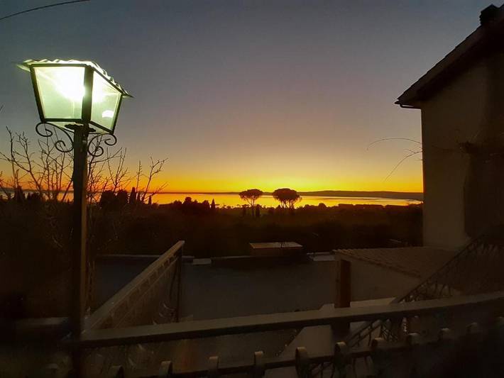 Ferienhaus für 3 Personen, mit Balkon und Terrasse sowie Garten und Seeblick in Bolsena - 2