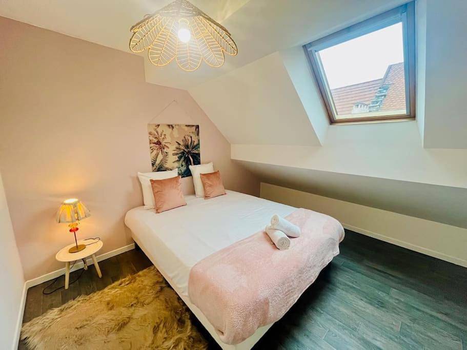 Appartement entier, Two-Bedroom Apartment in Morestel, Région de La Tour-du-Pin