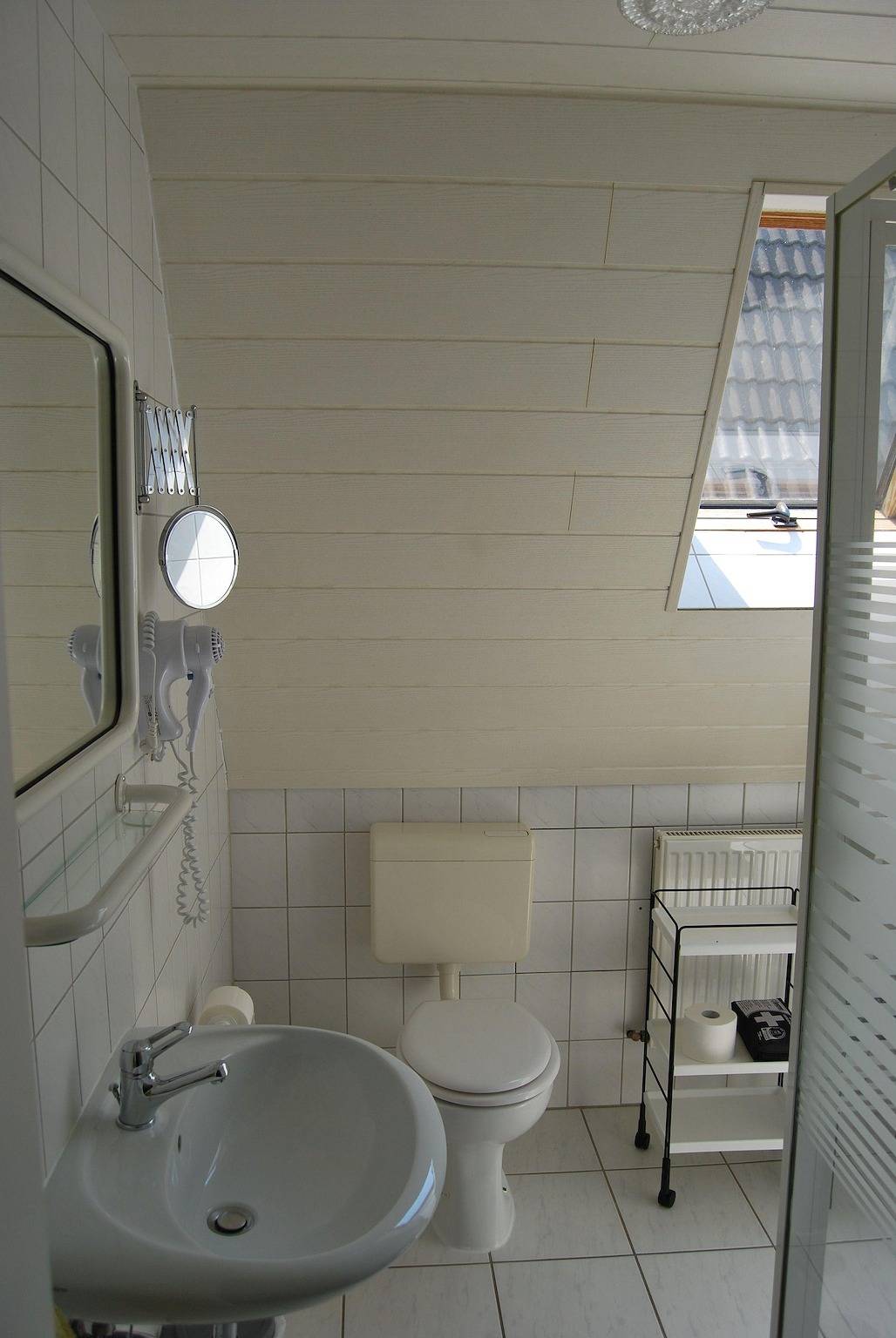 Ganze Ferienwohnung, Ferienwohnung Stricker  Typ  A, Balkon 1/3 in Walkenried, Harzvorland
