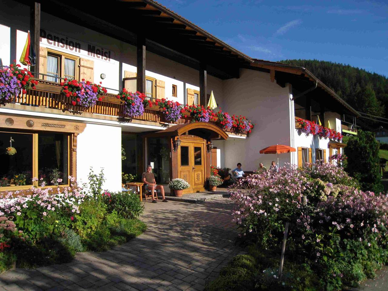 Gästehaus Meisl - Doppelzimmer mit Dusche und Wc, Balkon in Göllstock, Berchtesgaden