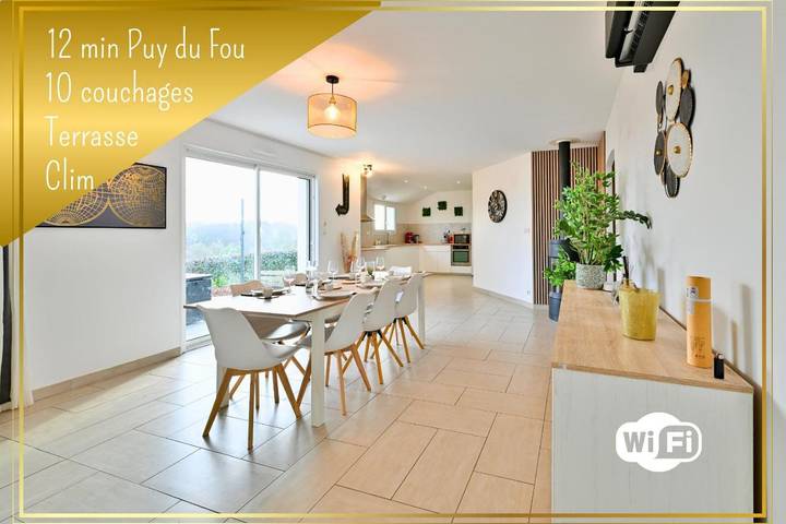 Location de vacances pour 10 personnes, avec jardin et vue à La Flocellière