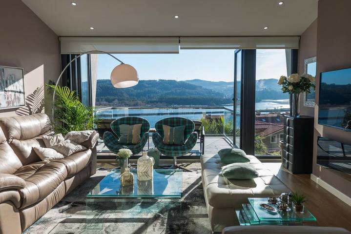 Apartamento para 4 personas, con jardín y jacuzzi en Muros de Nalón