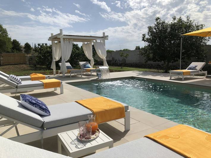 Casa vacanza per 11 persone, con giardino e terrazza in Specchia