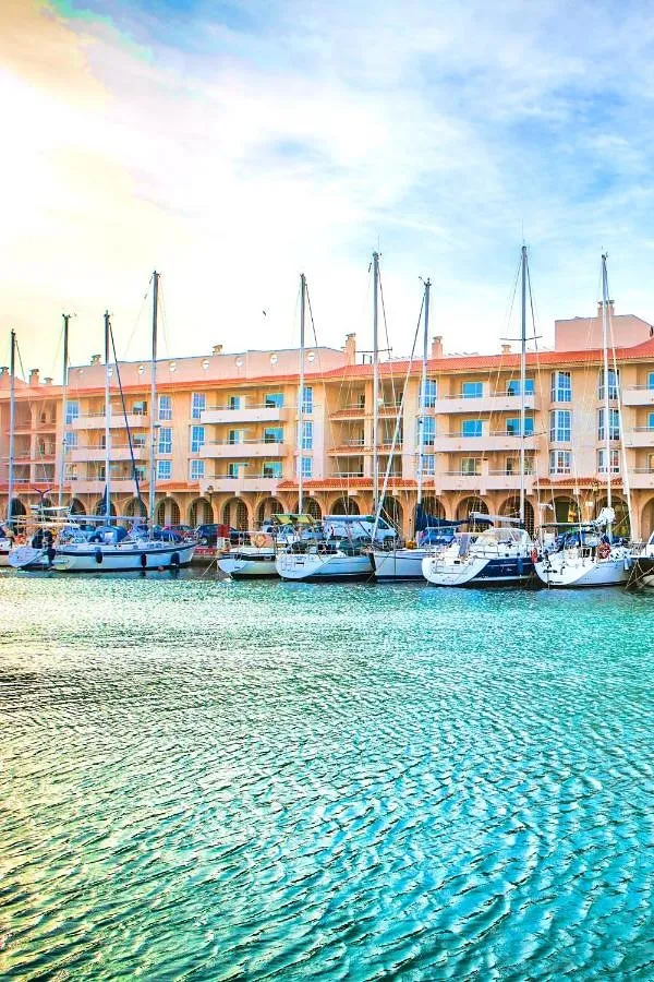 Apartamento de vacaciones para 3 personas, con terraza y piscina, Se admiten mascotas - 1
