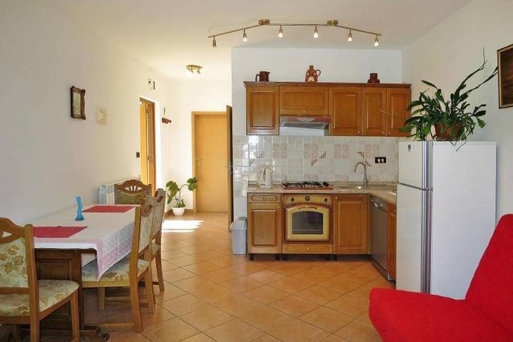 Ferienwohnung für 2 Personen, mit Garten und Pool sowie Ausblick