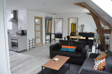 Gîte pour 4 personnes, avec jardin à Josnes