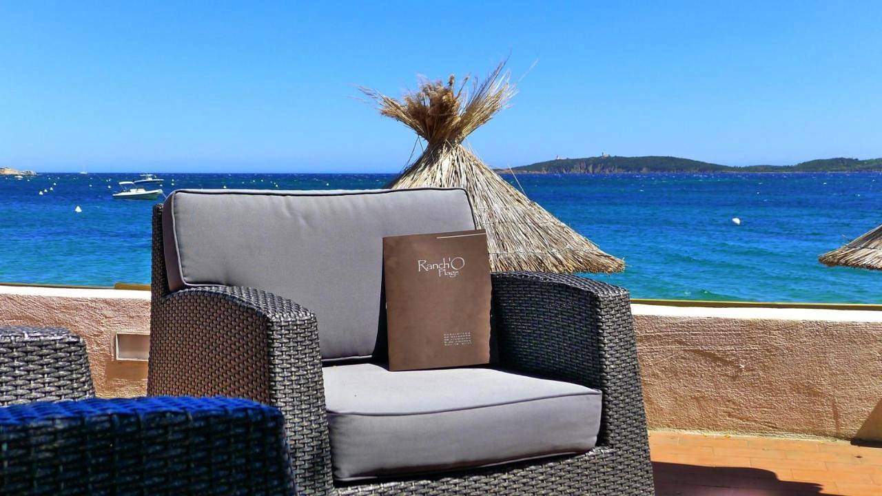 Suite in Cala Rossa, Lecci