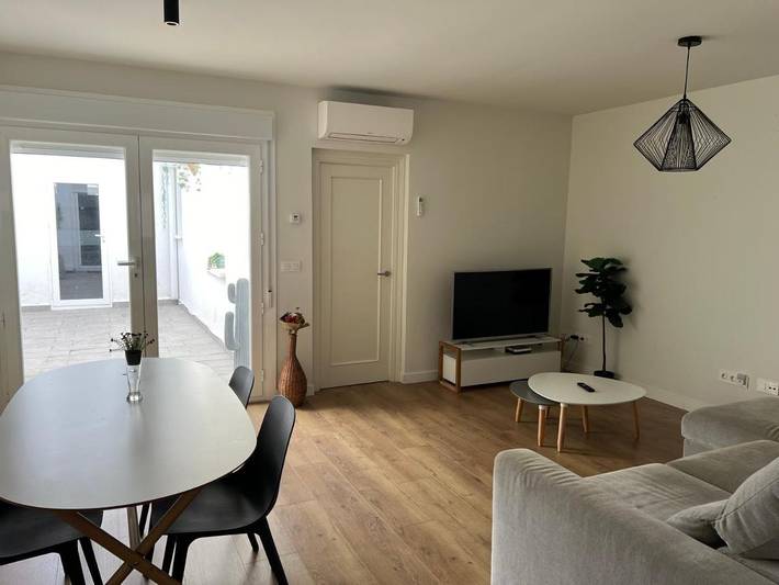 Location de vacances pour 7 personnes, avec terrasse et jardin, animaux acceptés à Olite - 2