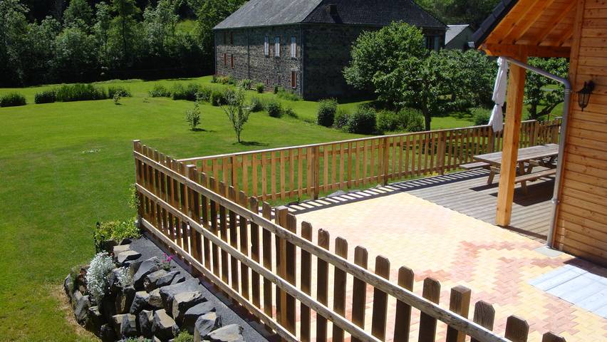 Chalet pour 11 personnes, avec terrasse dans le Puy-de-Dôme - 3