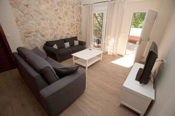 Casa rural para 10 personas, con vistas además de balcón y vistas al lago en Parque natural de las Lagunas de Ruidera - 2