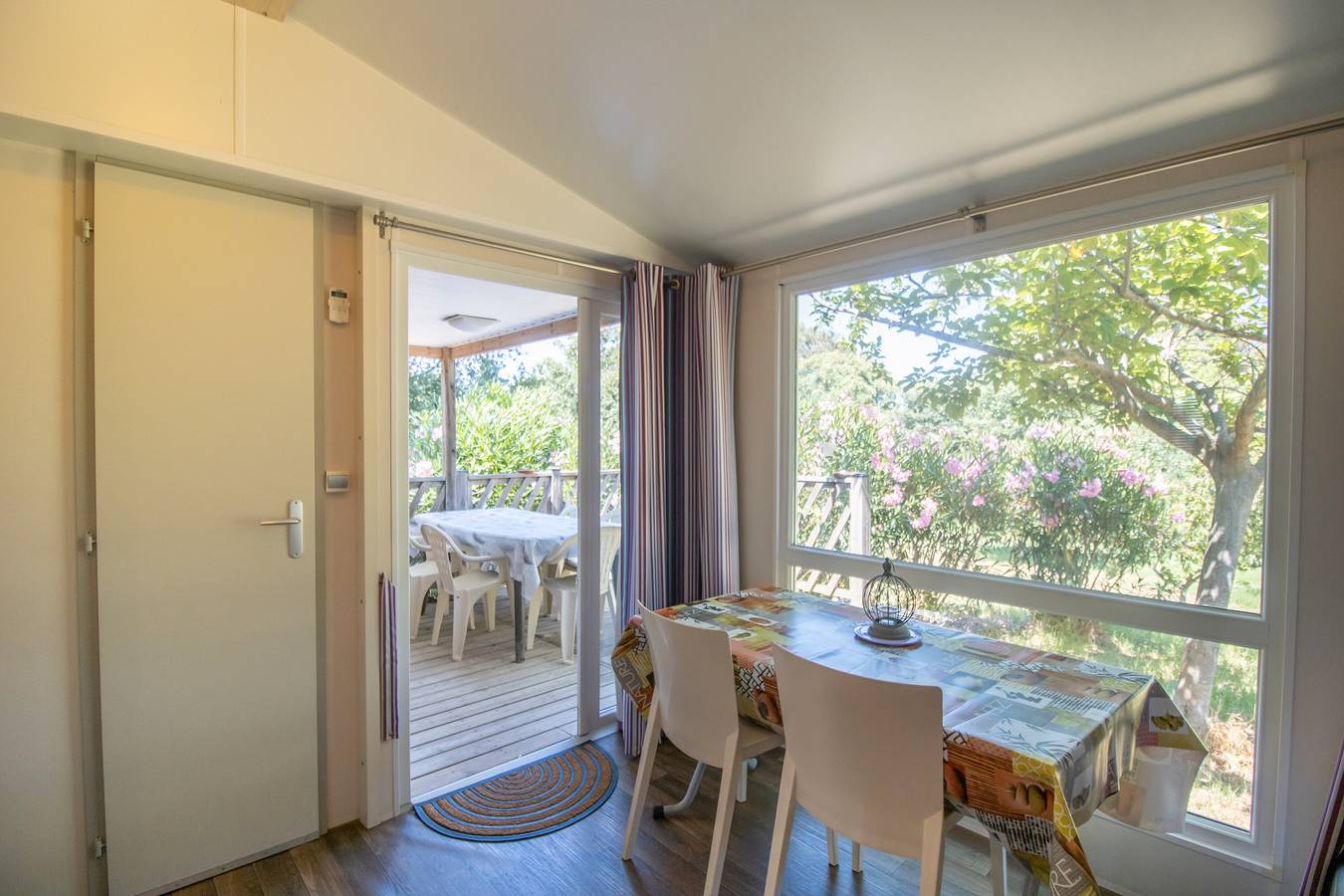 Hel lägenhet, 2ème mobilhome tout confort in Taglio-Isolaccio, Corte region