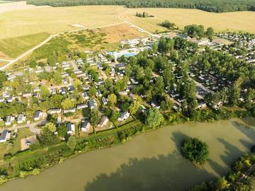 Camping pour 6 personnes, avec terrasse et piscine dans le Loir-et-Cher