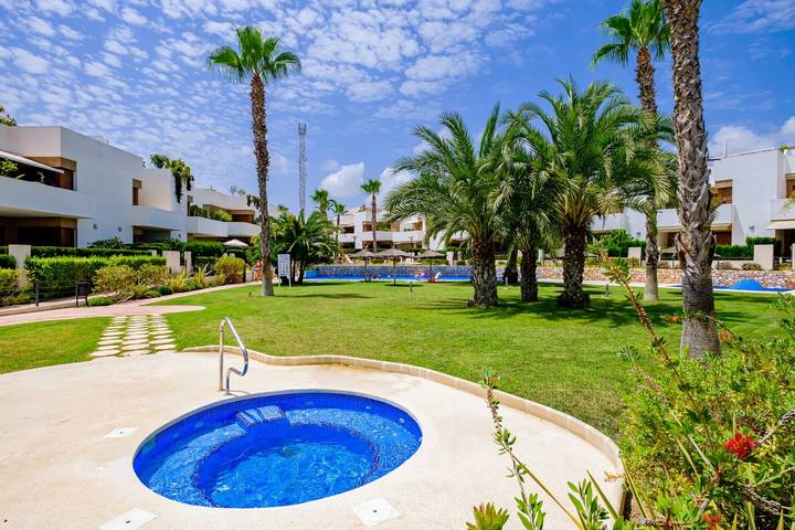 Id200 in La Zenia, Orihuela
