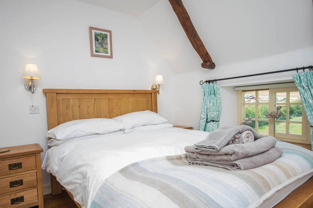 3 Bed in Wareham (oc-dc023) in Lulworth Cove, Dorset