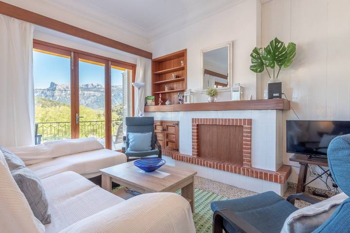 Apartamento entero, Precioso apartamento frente al mar con Wi-Fi y aire acondicionado in Puerto de Sóller, Sóller