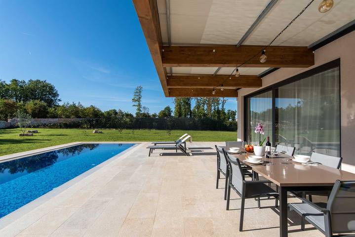 Ferienhaus für 4 Personen, mit Terrasse und Garten sowie Pool in Sveti Petar u Šumi - 3