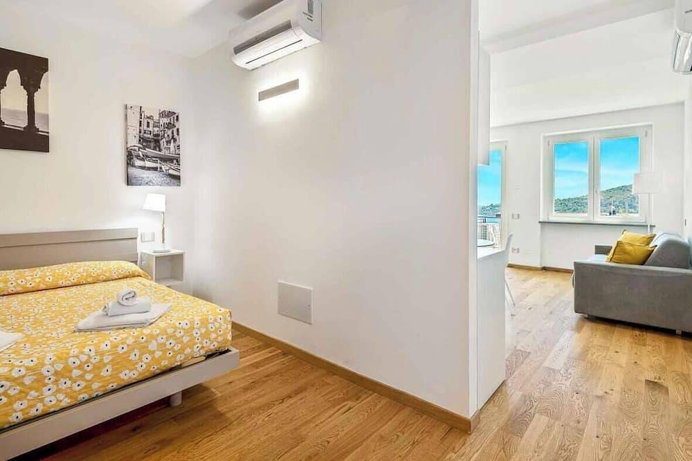 Apartamento entero, Welcome to La Caravella, your dream vacation home in Portovenere! Located in one of the most enchanting locations in Liguria, this splendid property offers a breathtaking view of the sea, perfect for spending unforgettable moments in the company of fam in Portovenere, Porto Venere Municipio