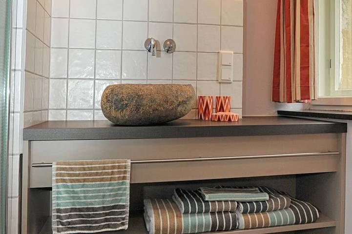 Ganze Wohnung, Wohlfühlen im Denkmal - komfortable und romantische Gästewohnung im Winzerhaus in Radebeul, Meißen Region