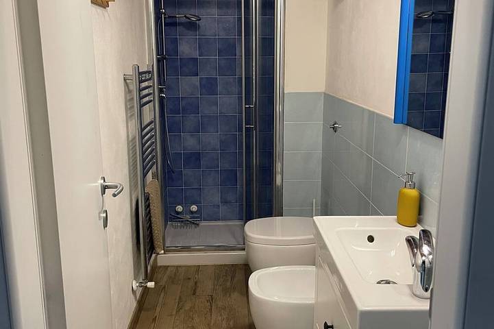 Charming 2-room apartment surrounded by greenery on a farm, just a short walk from town in Sesto Fiorentino, Provincia de Firenze