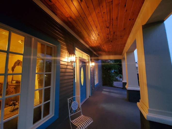 Vacation house for 18 people, with yard and balcony in Hot Springs