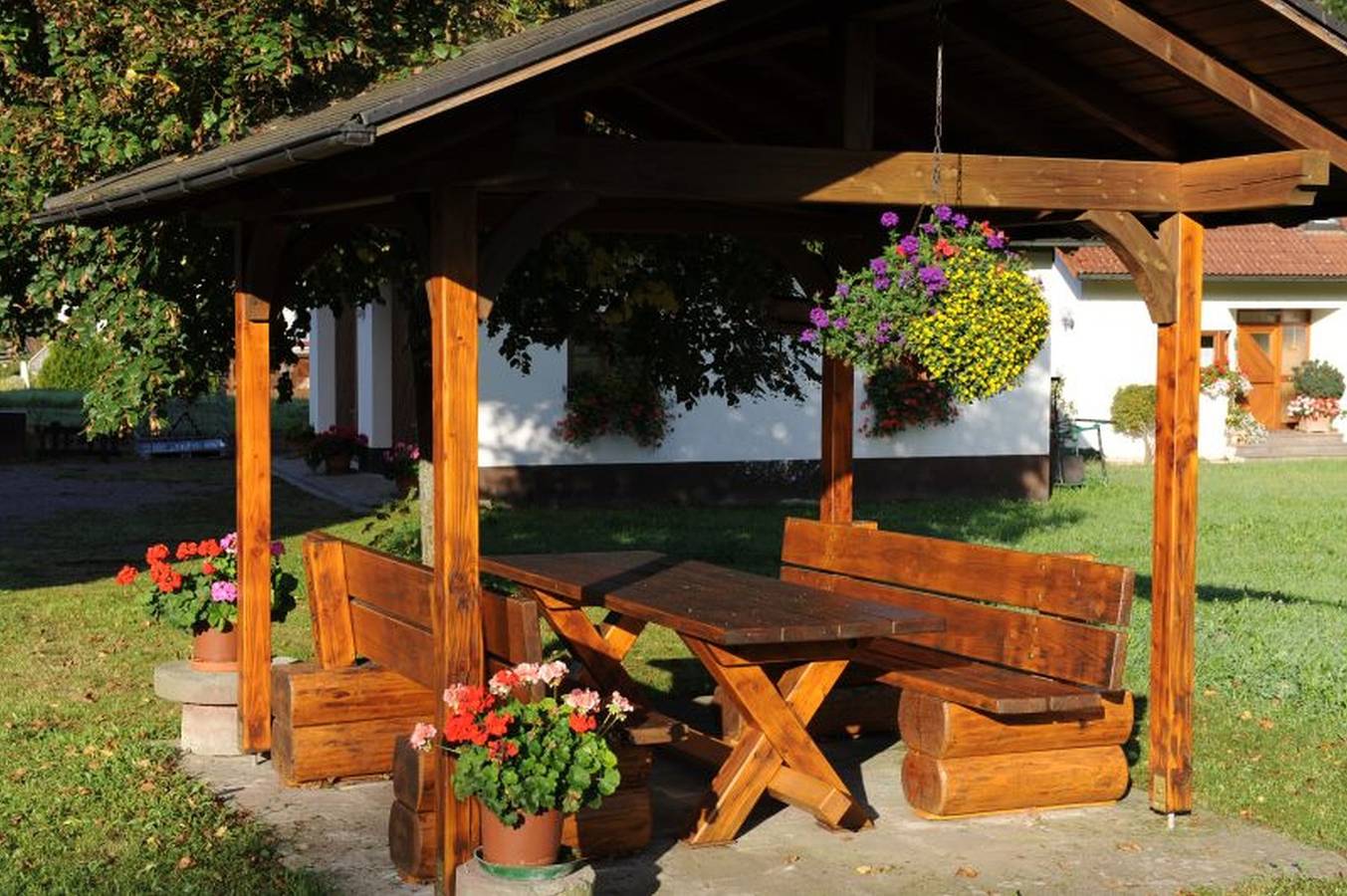 Ganze Wohnung, Ferienwohnung 'Bergfranzenhof' mit Gemeinschaftsterrasse, Balkon und Wlan in Oppenau, Mittlerer Schwarzwald