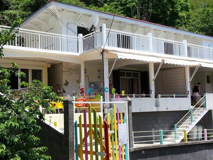 Gîte pour 4 personnes, avec terrasse et vue, animaux acceptés à Terre-de-Haut - 3