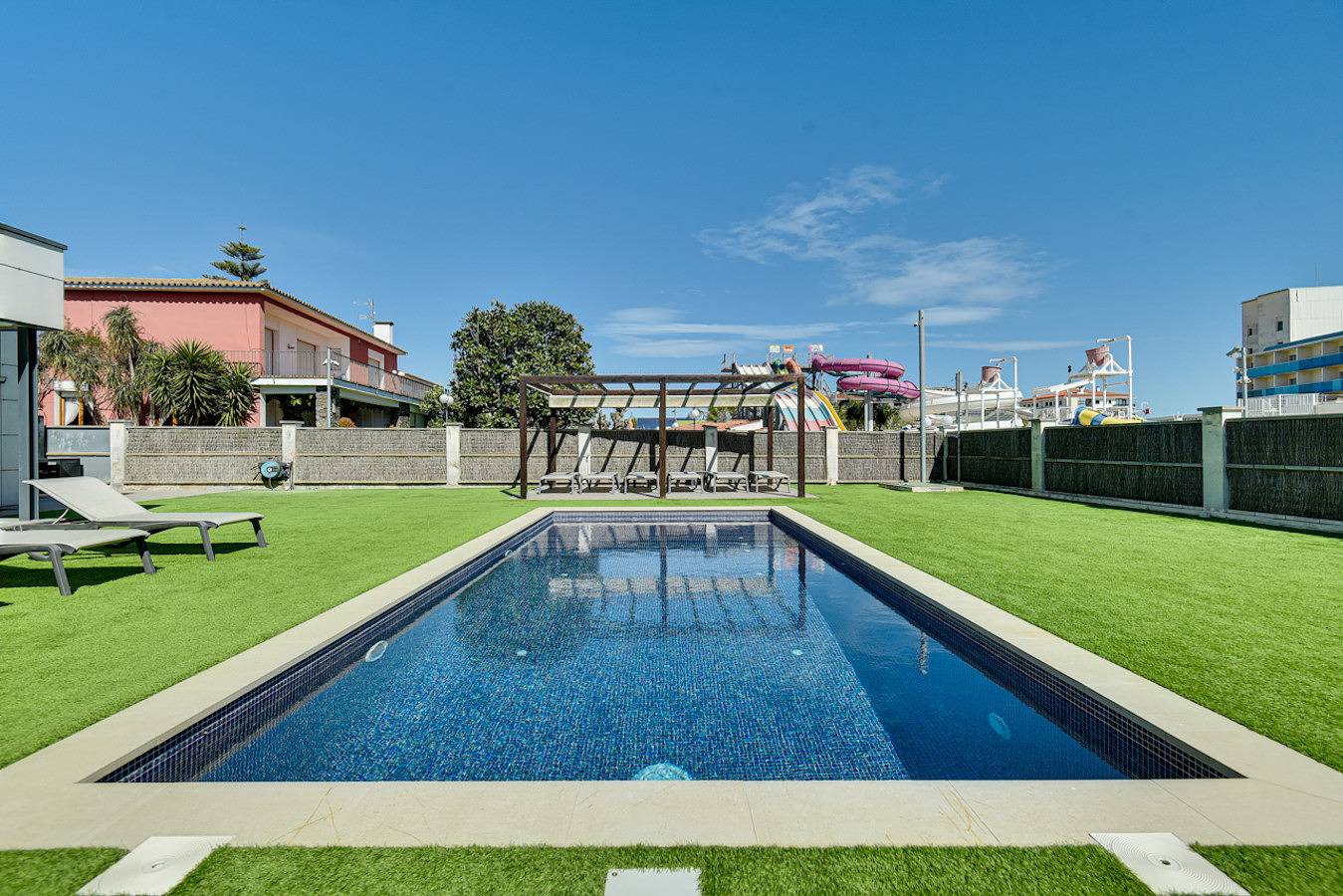 Villa Malibu in Pineda de Mar, Costa del Maresme