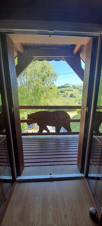 Location de vacances pour 8 personnes, avec vue et jardin, adapté aux familles à Ossun-ez-Angles - 2