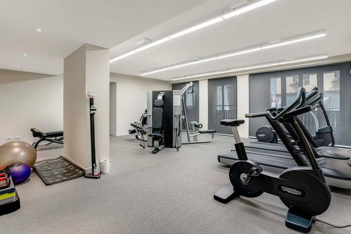 Villa pour 6 personnes, avec piscine et vue ainsi que sauna et terrasse à Milan - 2