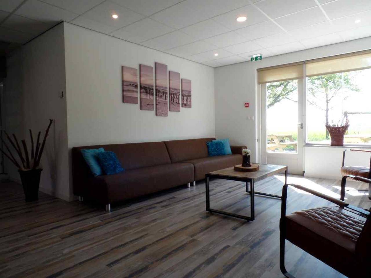 Luxus 23 Personen Gruppenunterkunft auf Ferienpark in Ellemeet in der Nähe von Renesse. in Ellemeet, Zeeuwse Kust