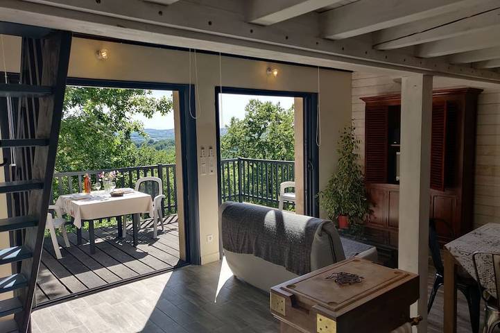 Gîte pour 4 personnes, avec jardin et piscine à Damiatte - 3