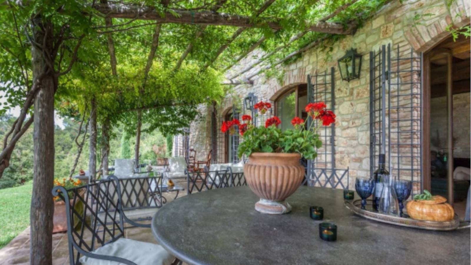 La Corte dei Poeti in Massa Martana, Perugia e dintorni