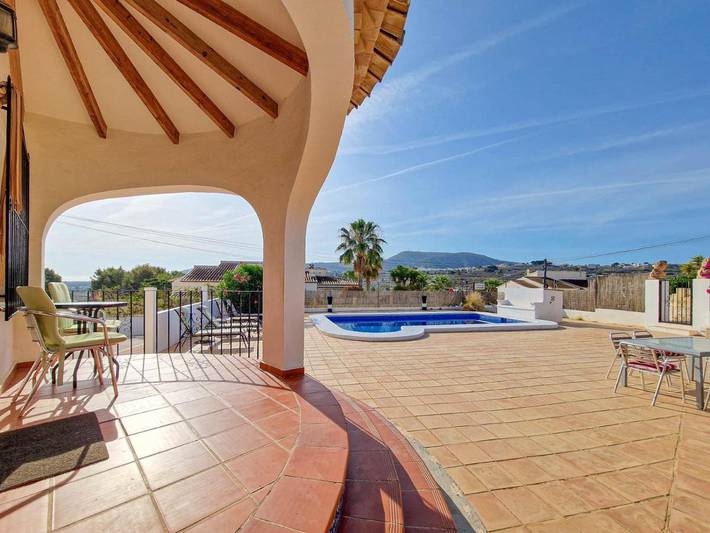 Casa rural para 5 personas, con jardín además de piscina y vistas, Se admiten mascotas en Benitachell - 2