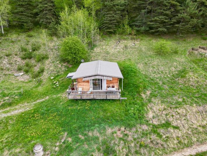 Chalet pour 4 personnes, avec Balcon et Terrasse ainsi que Jardin et Vue
