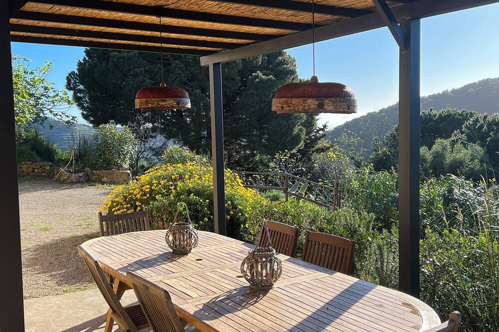 Exklusive Ferienhaus Elba mit wunderschon Panorama und Garten in Elba