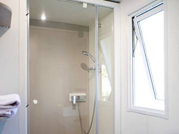 Camping voor 4 Personen in Lissac-sur-Couze, Brive-la-Gaillarde en omgeving, Afbeelding 4