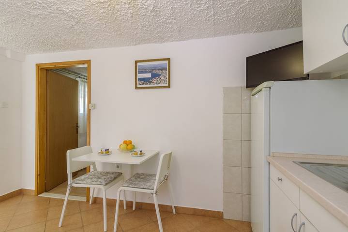 Ferienwohnung für 2 Personen, mit Balkon/Terrasse auf Ciovo - 3