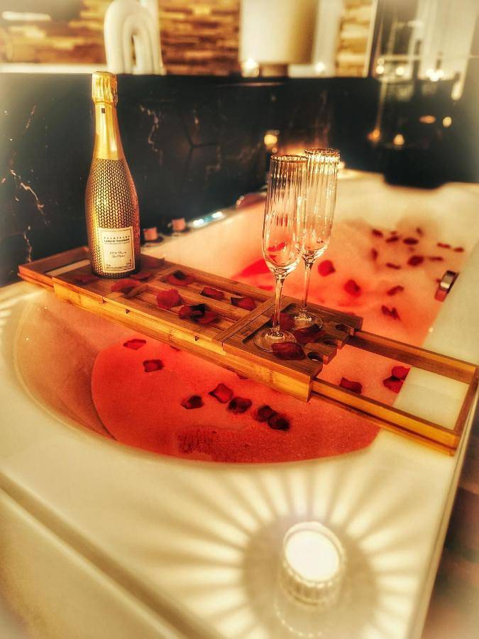 Hôtel pour 2 personnes, avec jacuzzi et sauna à Walcourt - 2