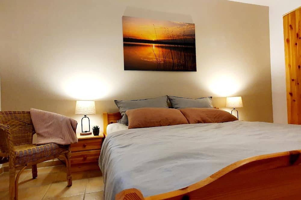 Ganze Wohnung, Gemütliche Erdgeschosswohnung mit Garten direkt am Plauer See in Alt Schwerin, Plauer See