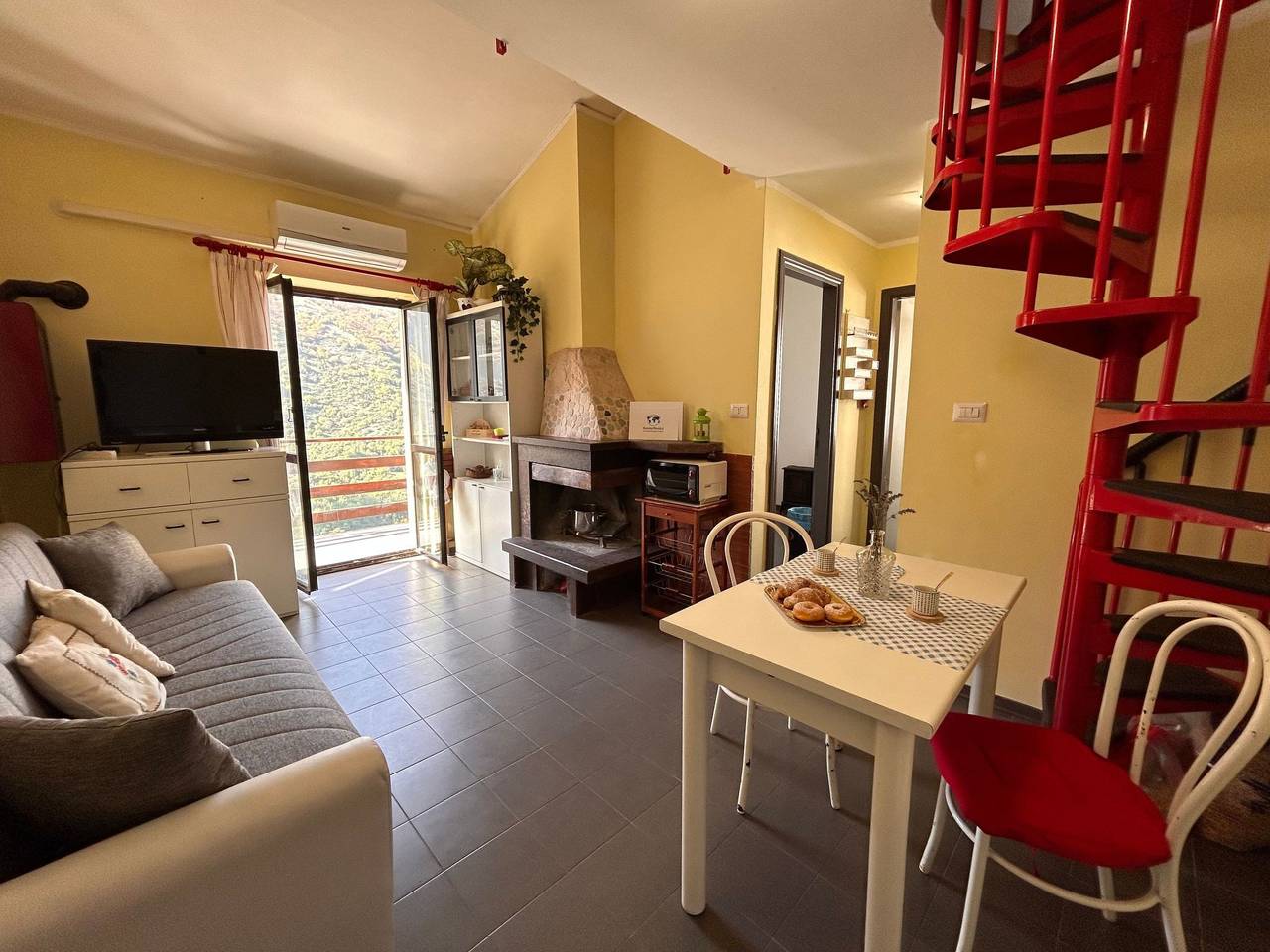 Appartement entier, La Casetta in Montagna by Holiday World in Lucoli, Province de l'Aquila