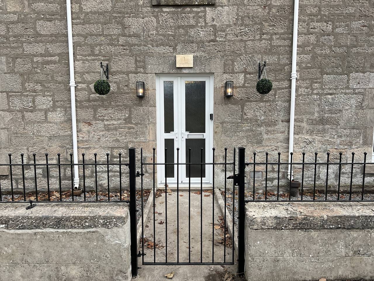 1 Links Place in Nairn, Highlands