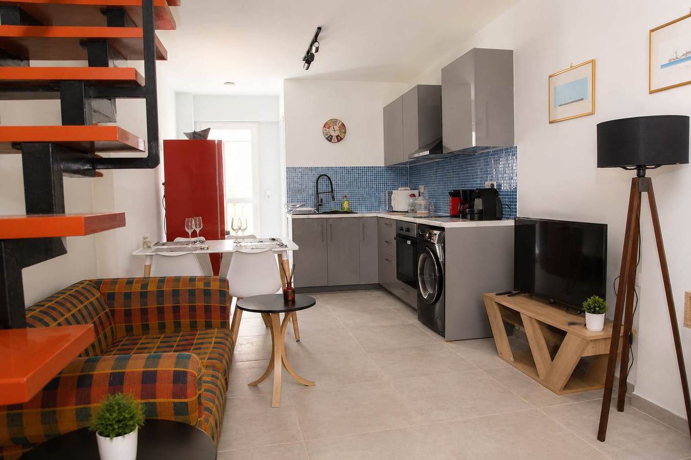 Appartement entier, Athens Mets Loft - Cozy Urban Gem, Park Views in Section centrale d'Athènes, Athènes