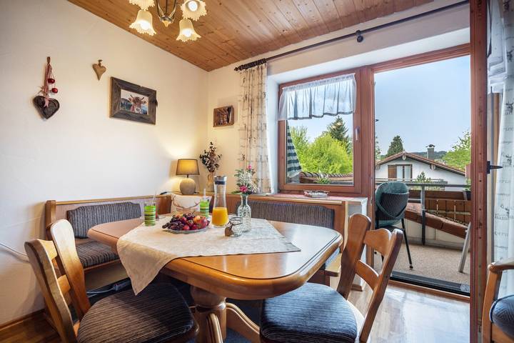 Appartement entier, Appartement "Grünten" avec vue sur les montagnes, jardin partagé et Wi-Fi in Wertach, Souabe (Bavière)