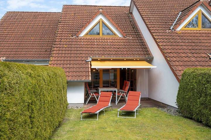 Ferienpark für 4 Personen, mit Terrasse und Garten in Zingst