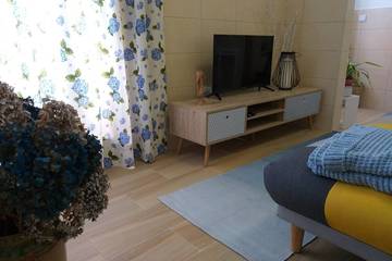 Gîte pour 4 personnes, avec terrasse dans Água de Alto