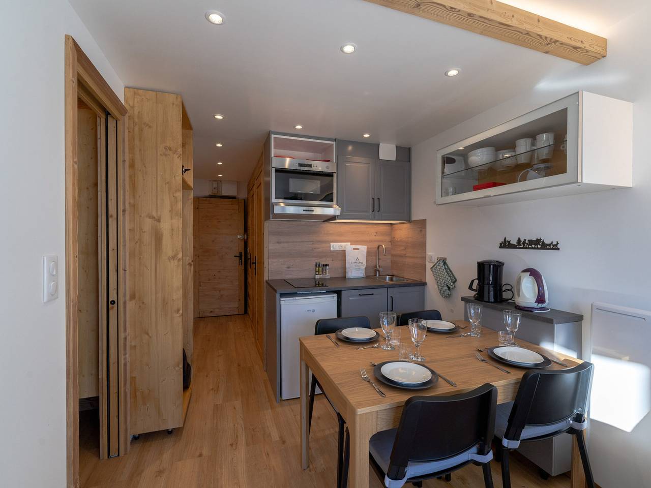 Hel lejlighed, Renovated apartment near slopes with wifi in Val Thorens, Massif de la Vanoise