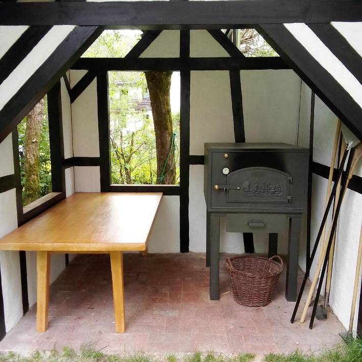 Ferienwohnung für 6 Personen, mit Balkon und Garten sowie Sauna