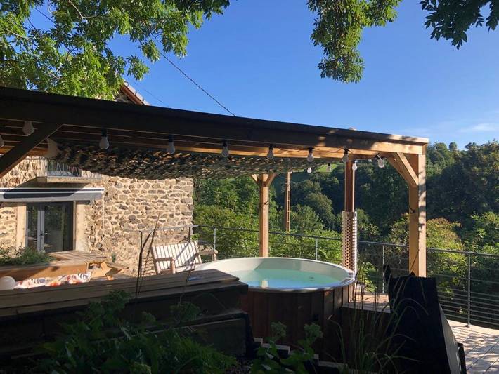 Location de vacances pour 6 personnes, avec jardin et jacuzzi, adapté aux familles à Saint-Front - 2