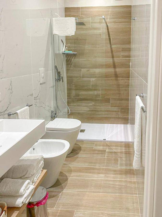 Double Room with Private Bathroom in Torre del Greco, Parco nazionale del Vesuvio