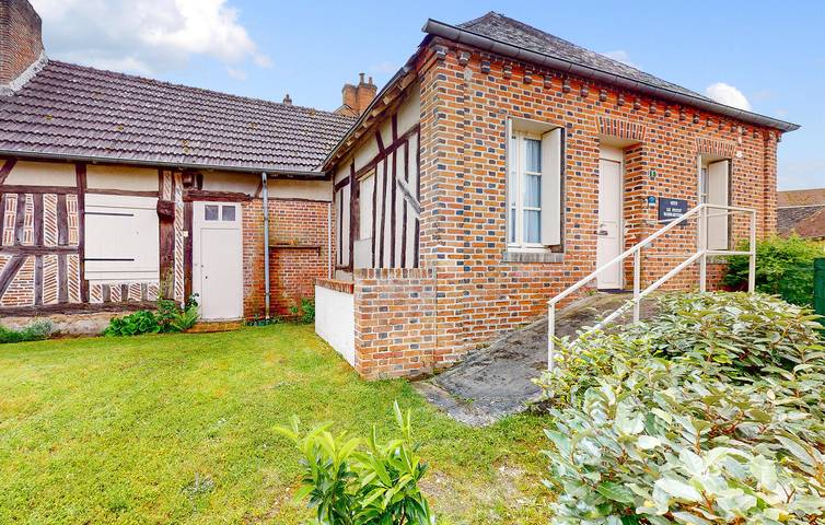 Location de vacances pour 4 personnes, avec Terrasse ainsi que Jardin et Vue à Saint-Viâtre